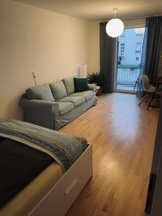 Mida Gaestehaus Friburgo em Brisgóvia Exterior foto